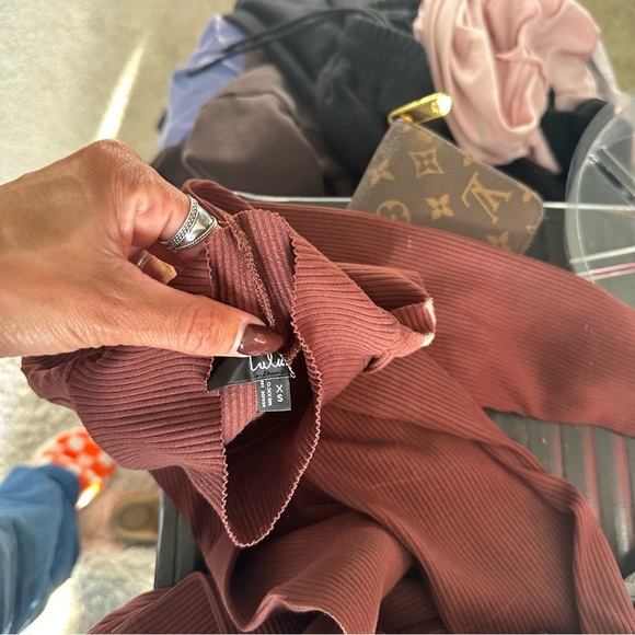 LULU’S SWEET SEASON RIBBED MOCK NECK LONG SLEEVE BODYCON DRESS - Picture 11 of 11